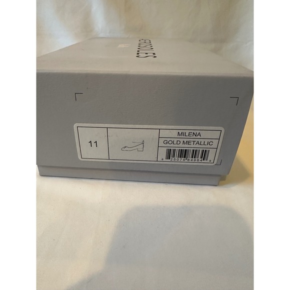 Aerosoles Girls Gold Metallic Glitter Ankle Strap Block Heel Shoes Size 11 - Picture 6 of 6